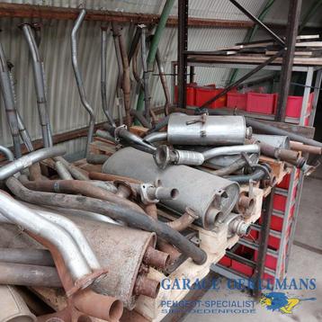 diversen uitlaten oude peugeot en talbot  beschikbaar voor biedingen