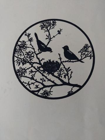 Knipsel, vogels, vogelnest beschikbaar voor biedingen