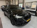 BMW X1 XDrive25e High Executive 2021 Trekhaak, Auto's, BMW, 8 kWh, 125 pk, Gebruikt, Zwart