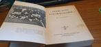 Neerlands Voetbalglorie  - 1949, Gelezen, Ophalen of Verzenden, Balsport, Ir A van Emmenes