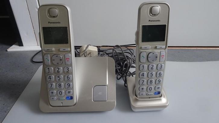 Panasonic Dect telefoonset (duo), Telecommunicatie, Vaste telefoons | Handsets en Draadloos, Zo goed als nieuw, 2 handsets, Stralingsarm