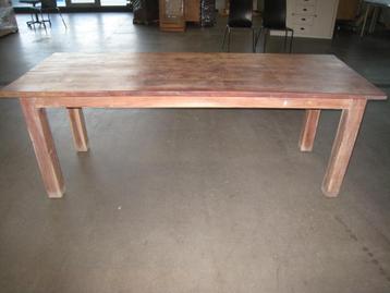 Landelijk eettafel, breed 210, diep 80, hoog 77 beschikbaar voor biedingen