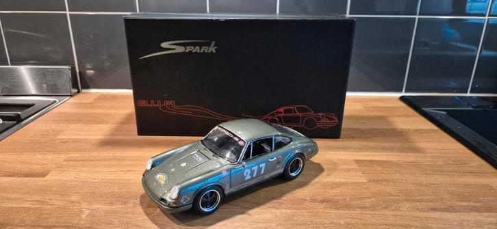 Porsche 911 R 1967 Spark 1 18, Hobby en Vrije tijd, Modelauto's | 1:18, Overige merken, Ophalen of Verzenden