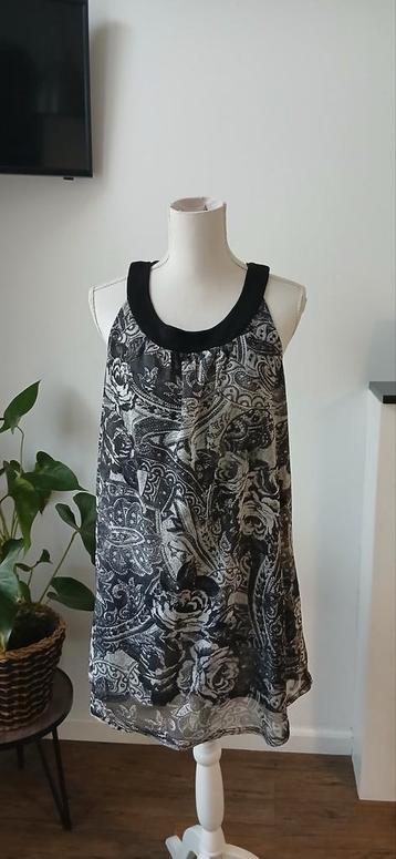 Tuniek MISS ETAM maat 46 met ondertop zwart/grijs beschikbaar voor biedingen