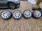 Te koop nette Volvo 19 Inch wielen set met All Season banden, Auto-onderdelen, Gebruikt, Banden en Velgen, 235 mm, All Season