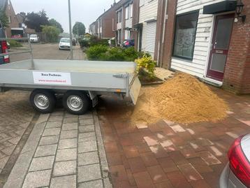 1 kuub zand, korrelmix beschikbaar voor biedingen