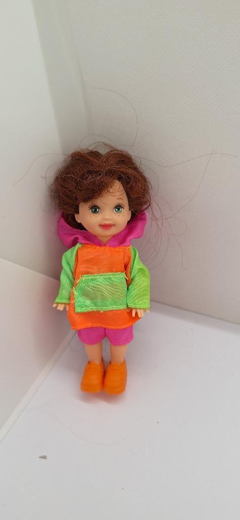 Barbie Kelly regenpak | kelly and lil friends 1997, Kinderen en Baby's, Speelgoed | Poppen, Gebruikt, Barbie, Ophalen of Verzenden