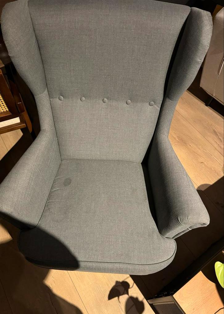 Ikea Strandmon Stoel - Comfortabel en Stijlvol, Huis en Inrichting, Fauteuils, Gebruikt, Stof, 75 tot 100 cm, Ophalen
