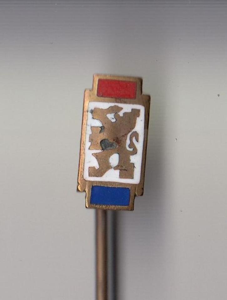 KNAC emaille auto speldje, Verzamelen, Speldjes, Pins en Buttons, Gebruikt, Speldje of Pin, Overige onderwerpen, Ophalen of Verzenden