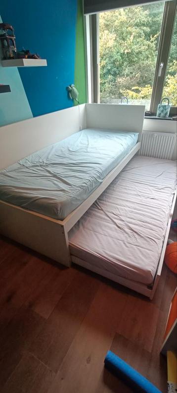 Ikea Eenpersoonsbed 90x200 met logeerbed beschikbaar voor biedingen