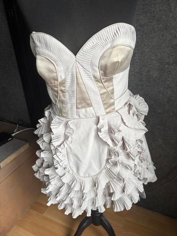 Karen Millen champagne strapless ruffle jurkje mt 40 NIEUW beschikbaar voor biedingen