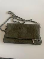 Groene leren Coco Schoudertas met Ketting, Sieraden, Tassen en Uiterlijk, Tassen | Damestassen, Ophalen of Verzenden, Zo goed als nieuw