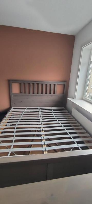 HEMNES Ikea Bedframe, grijsbruin, 160x200 cm