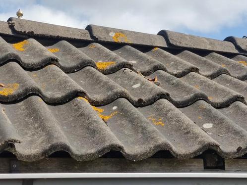 Gratis sneldek dakpannen  genoeg voor schuur- ca. 100 stuks, Doe-het-zelf en Verbouw, Dakpannen en Dakbedekking, Gebruikt, Dakpannen