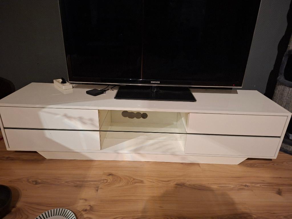 Tv meubel, Ophalen, Gebruikt, 25 tot 50 cm, Minder dan 100 cm