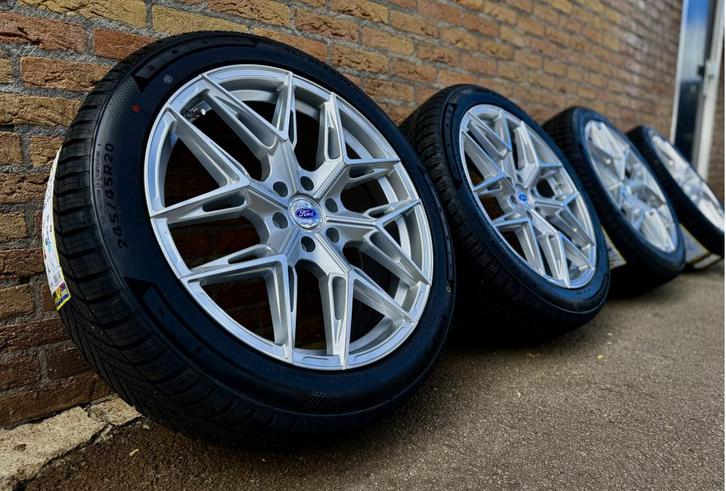 Ford Transit Custom 6x120 velgen 20 inch zilver verzwaard, Auto-onderdelen, Banden en Velgen, Banden en Velgen, All Season, 20 inch