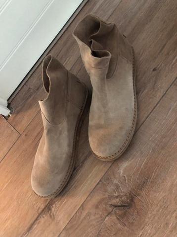 Shabbies beige laarsjes suede maat 40 beschikbaar voor biedingen