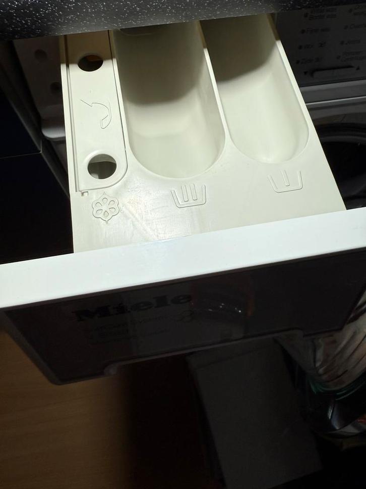 Zgan miele v 5960 tiptoets, Witgoed en Apparatuur, Wasmachines, Zo goed als nieuw, 85 tot 90 cm, 1600 toeren of meer, Ophalen of Verzenden