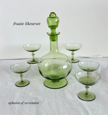 Likeurset Karaf + 5 glazen subtiel groen beschikbaar voor biedingen