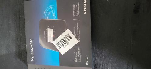 NETGEAR NIGHTHAWK M2, Computers en Software, Routers en Modems, Zo goed als nieuw, Ophalen of Verzenden