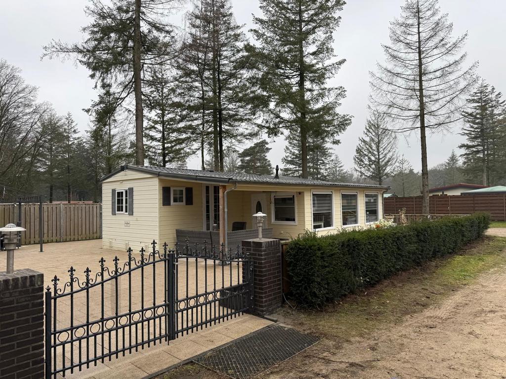 Zeer ruime complete chalet/stacaravan te koop, Ophalen