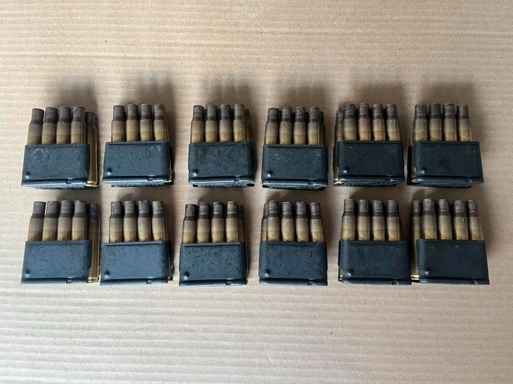 M1 Garand clips met 30.06 hulzen, Verzamelen, Militaria | Tweede Wereldoorlog, Hulzen of Bodemvondsten, Amerika, Verzenden