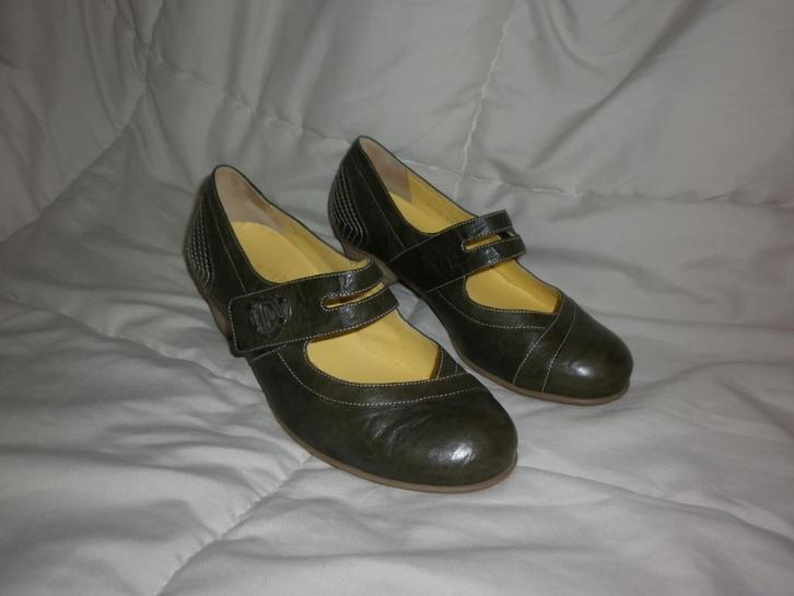 pumps maat 38 merk : Durea, Kleding | Dames, Schoenen, Zo goed als nieuw, Pumps, Grijs, Ophalen of Verzenden