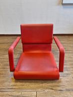 8 brandweerrode kappersstoelen, Ophalen, Zo goed als nieuw, Eén