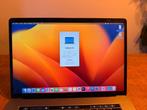 Apple MacBook Pro Touchbar 15 Inch 2017 - Intel i7 - 16GB, 16 GB, 15 inch, Qwerty, 512 GB