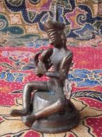 Mooi oud brons beeldje uit India van een muzikant 9 cm., Ophalen of Verzenden