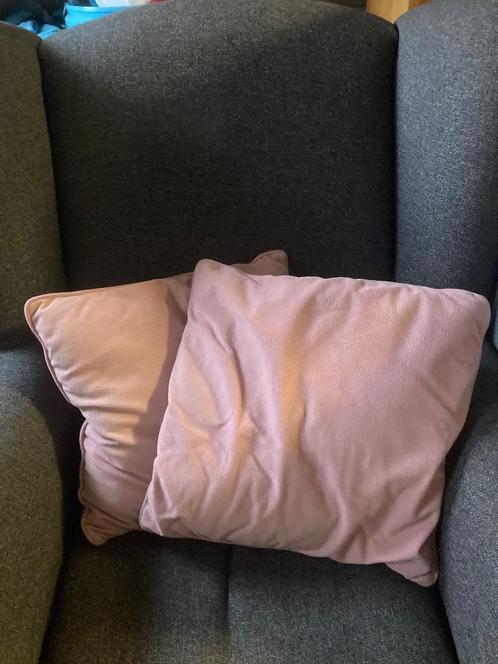 4 Zachtroze sierkussens met bijpassend plaid, Huis en Inrichting, Woonaccessoires | Plaids en Woondekens, Zo goed als nieuw, Ophalen of Verzenden