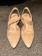 Di Lauro Suede Hakken - Maat 38, Ophalen of Verzenden, Zo goed als nieuw, Beige, Pumps