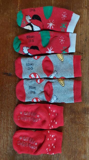 Leuke kerstsokjes maat 23-26 beschikbaar voor biedingen
