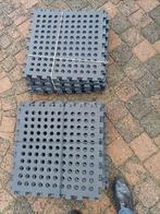 20 voortent vloertegels, Ophalen