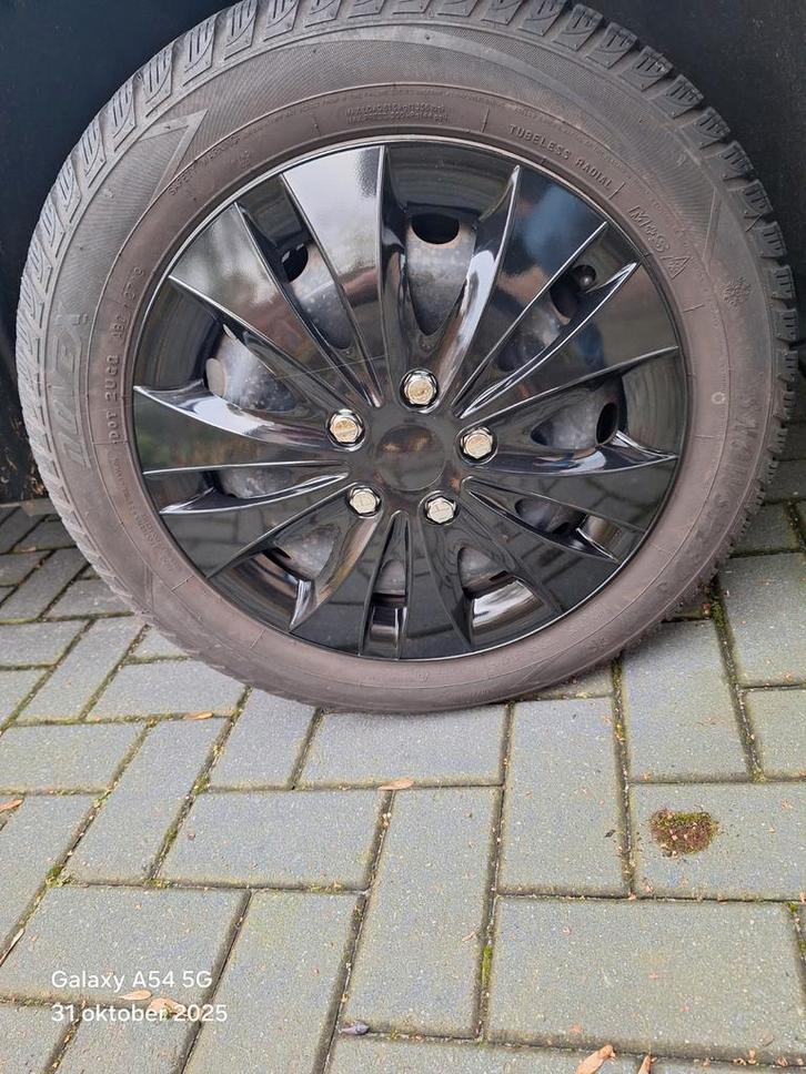 4x Novex Winterbanden 205/55 R16 op stalen velg, Auto-onderdelen, Banden en Velgen, Banden en Velgen, Winterbanden, 16 inch, 205 mm