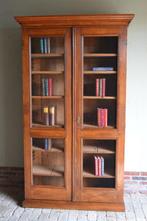 Prachtige antieke eiken boekenkast met gaas in de deuren., Antiek en Kunst, Antiek | Meubels | Kasten, Verzenden