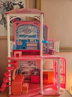Barbiehuis met meubels, Kinderen en Baby's, Speelgoed | Poppenhuizen, Ophalen of Verzenden, Gebruikt, Poppenhuis