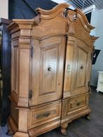 Antieke kast barok massief eiken demontabel 1,90 m x 2,30 m, Ophalen