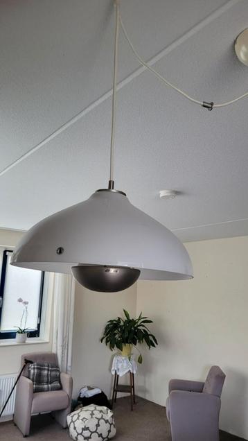 Mooie Hanglamp - Stijlvol en Functioneel beschikbaar voor biedingen
