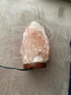 Himalaya Zoutlamp met Houten Voet, Ophalen, Zo goed als nieuw, Hout, 100 tot 150 cm