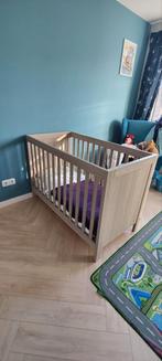 Babykamer (bed+commode+wandplank), Kinderen en Baby's, Kinderkamer | Complete kinderkamers, Ophalen, Zo goed als nieuw, Jongetje of Meisje