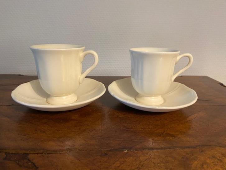 2 Wedgwood Queens Plain koffiekopjes, Huis en Inrichting, Keuken | Servies, Nieuw, Kop(pen) en/of Schotel(s), Wedgwood, Aardewerk