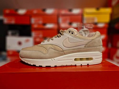 Nike Air Max 1 Pinnacle Sand
- us 9 eur 42.5, Kleding | Heren, Schoenen, Nieuw, Sneakers of Gympen, Bruin, Ophalen of Verzenden