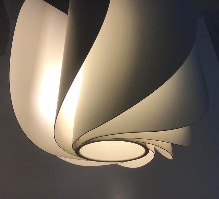 Vintage hanglamp Gerard Rignault jr 70 lamellen design, Huis en Inrichting, Lampen | Hanglampen, Zo goed als nieuw, Minder dan 50 cm