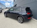 MINI Clubman 1.5 Cooper Yours Pano € 34.945,00, Auto's, Automaat, 136 pk, Clubman, Blauw