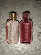 Antieke parfumfles flacon met 14karaat gouden dop, Ophalen of Verzenden, Gebruikt, Parfumfles