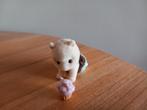 Sylvanian families baby alpaca/cupcake compleet, Ophalen of Verzenden, Zo goed als nieuw, Poppenhuis