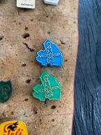 2x Wilco Assen 'Bartje' speldjes, Ophalen of Verzenden, Gebruikt, Stad of Land, Speldje of Pin