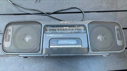 Sony CFS-200L wereldontvanger  ( cassette defect), Audio, Tv en Foto, Radio's, Gebruikt, Radio, Ophalen of Verzenden