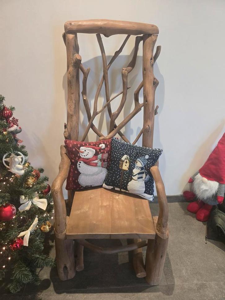 Unieke houten stoel met rustieke uitstraling, Antiek en Kunst, Antiek | Meubels | Stoelen en Banken, Ophalen